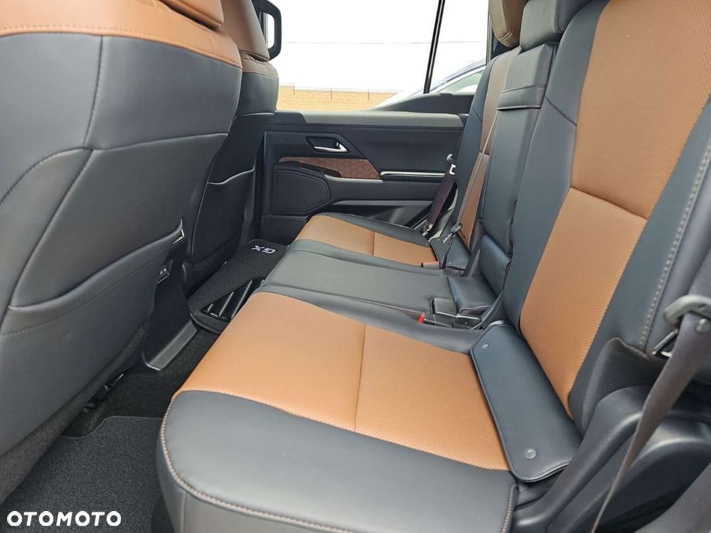 Lexus GX - 16