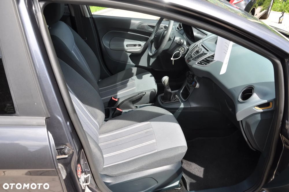 Ford Fiesta 1.25 Ambiente - 8