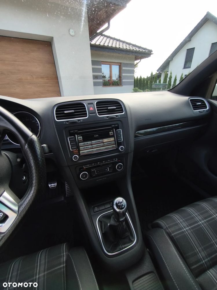 Volkswagen Golf 2.0 TDI GTD - 13