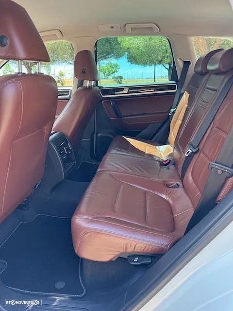VW Touareg 3.0 TDI V6 Top Tiptronic - 12