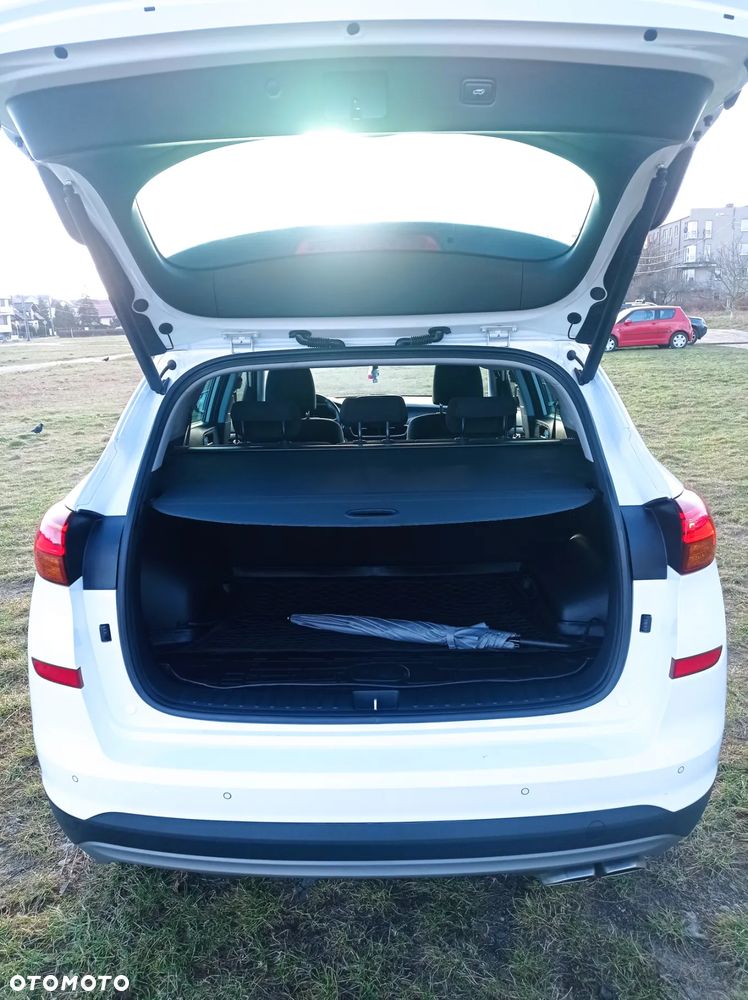 Hyundai Tucson 1.6 T-GDI Comfort 4WD DCT - 11