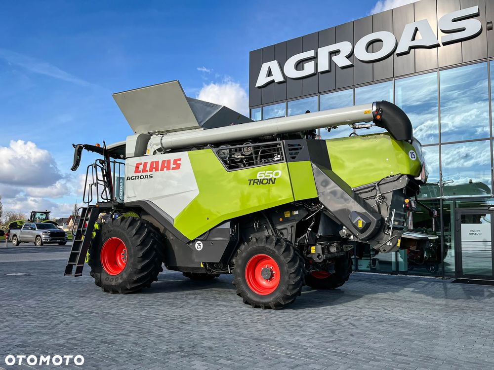 Claas TRION 650 - 3