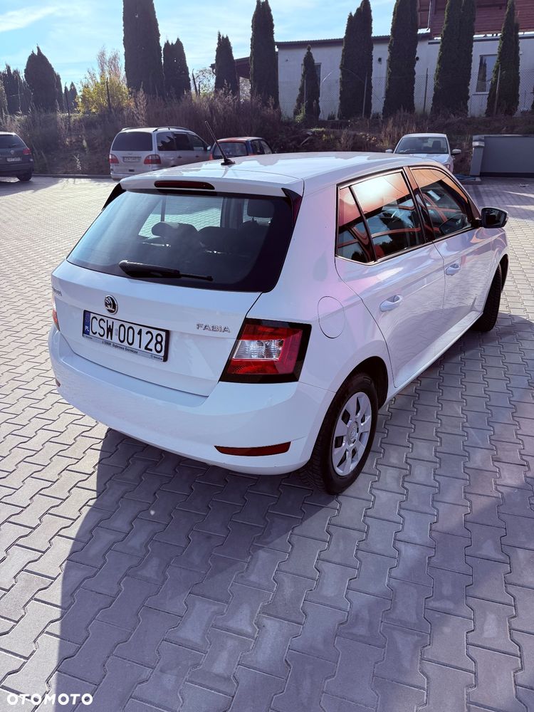 Skoda Fabia 1.0 Active - 13