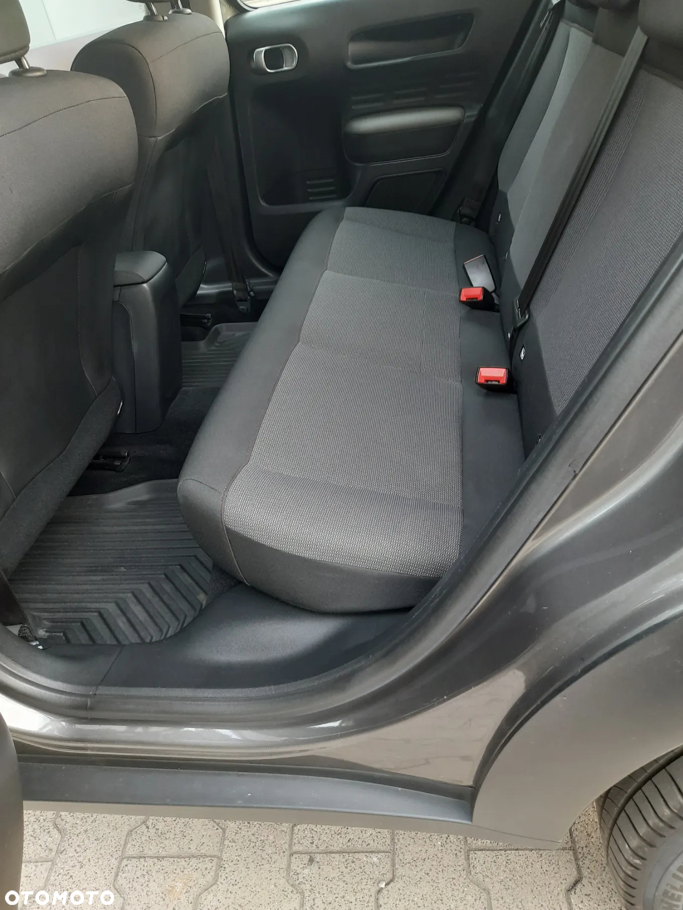 Citroën C4 Cactus BlueHDi 120 Stop&Start EAT6 Shine - 16