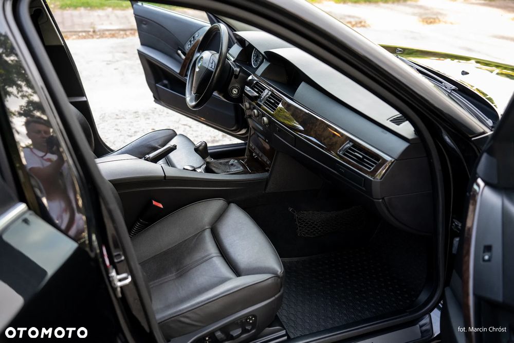 BMW Seria 5 - 17