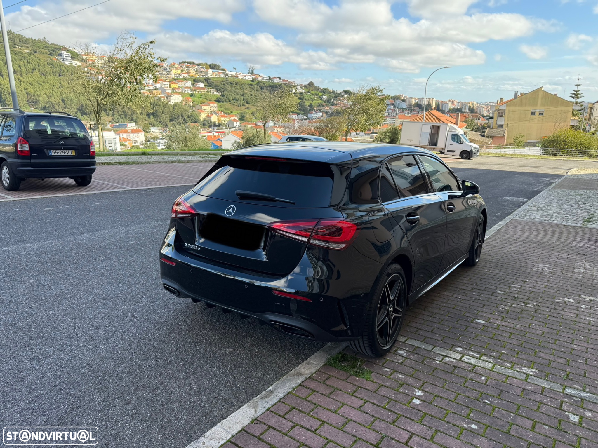 Mercedes-Benz A 250 e AMG Line - 10
