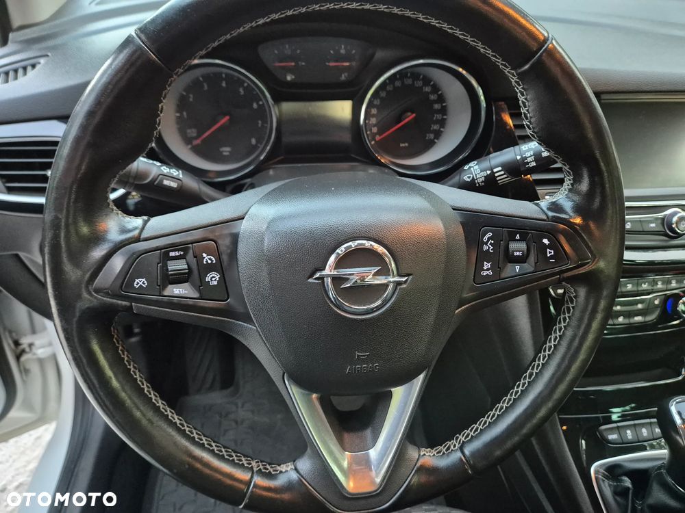 Opel Astra 1.6 Turbo Start/Stop Dynamic - 19