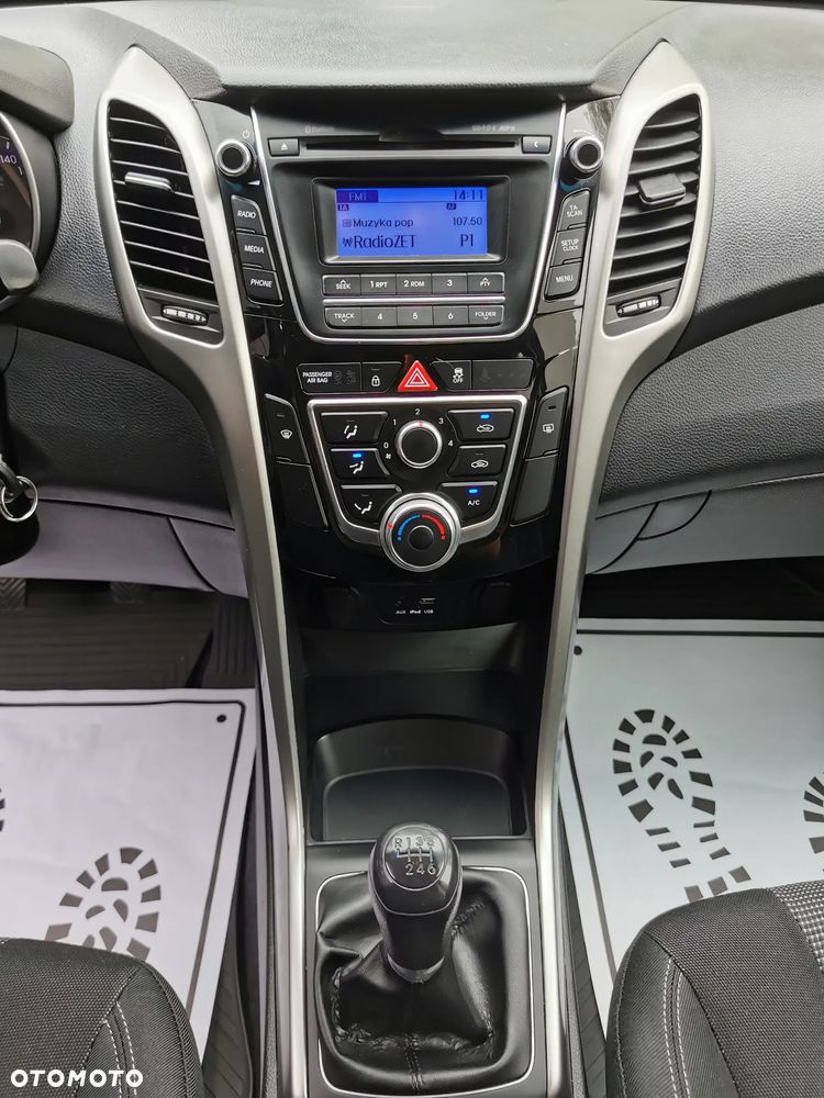 Hyundai i30 1.6 CRDi Comfort - 24