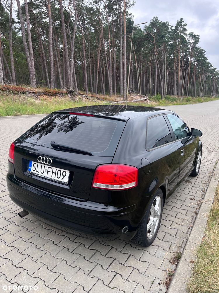 Audi A3 3-drzwiowe 1.6 FSI Ambiente - 2