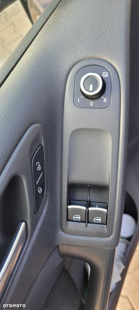 Volkswagen Golf 1.6 TDI BlueMot Comfortline - 10