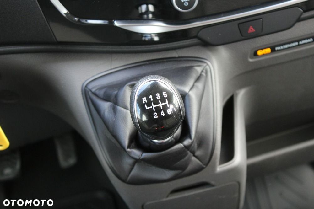 Ford Transit - 17