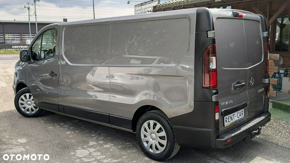 Opel Vivaro - 8