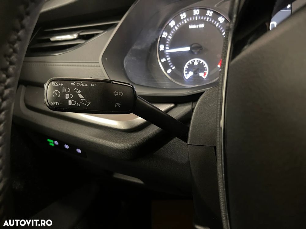 Skoda Octavia 2.0 TDI DSG Ambition - 24