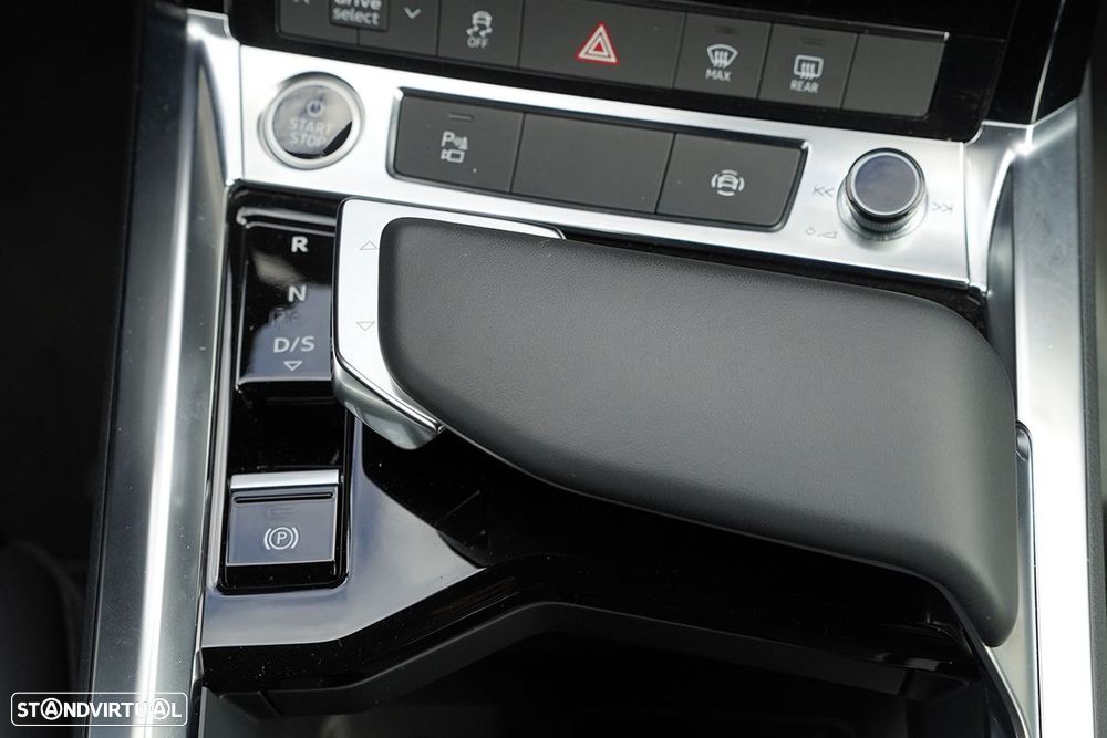 Audi Q8 e-Tron Sportback 50 quattro S line - 14