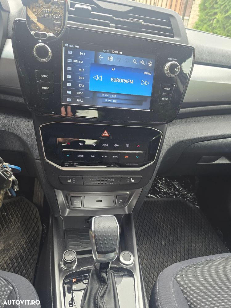 SsangYong Tivoli Grand - 15