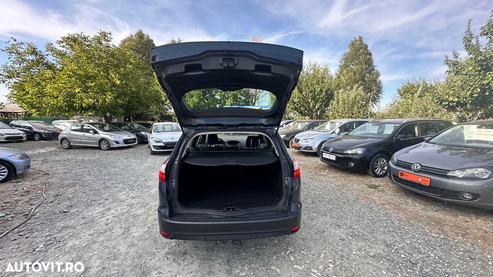 Ford Focus - 14