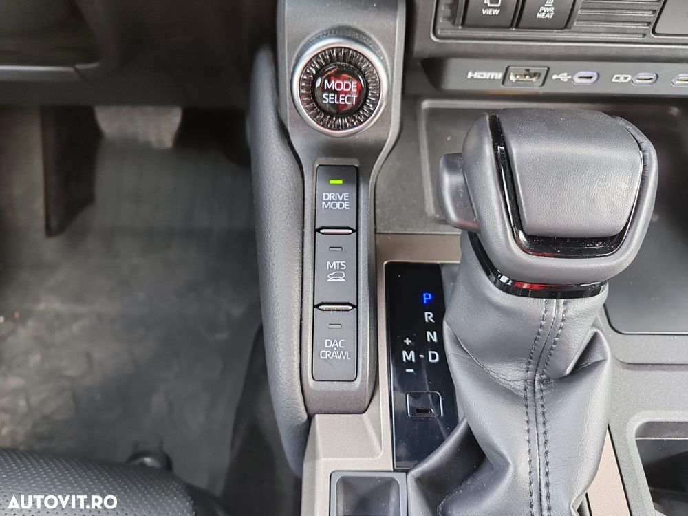 Toyota Land Cruiser 2.8l D-4D 204 CP A/T 7 locuri Executive - 16