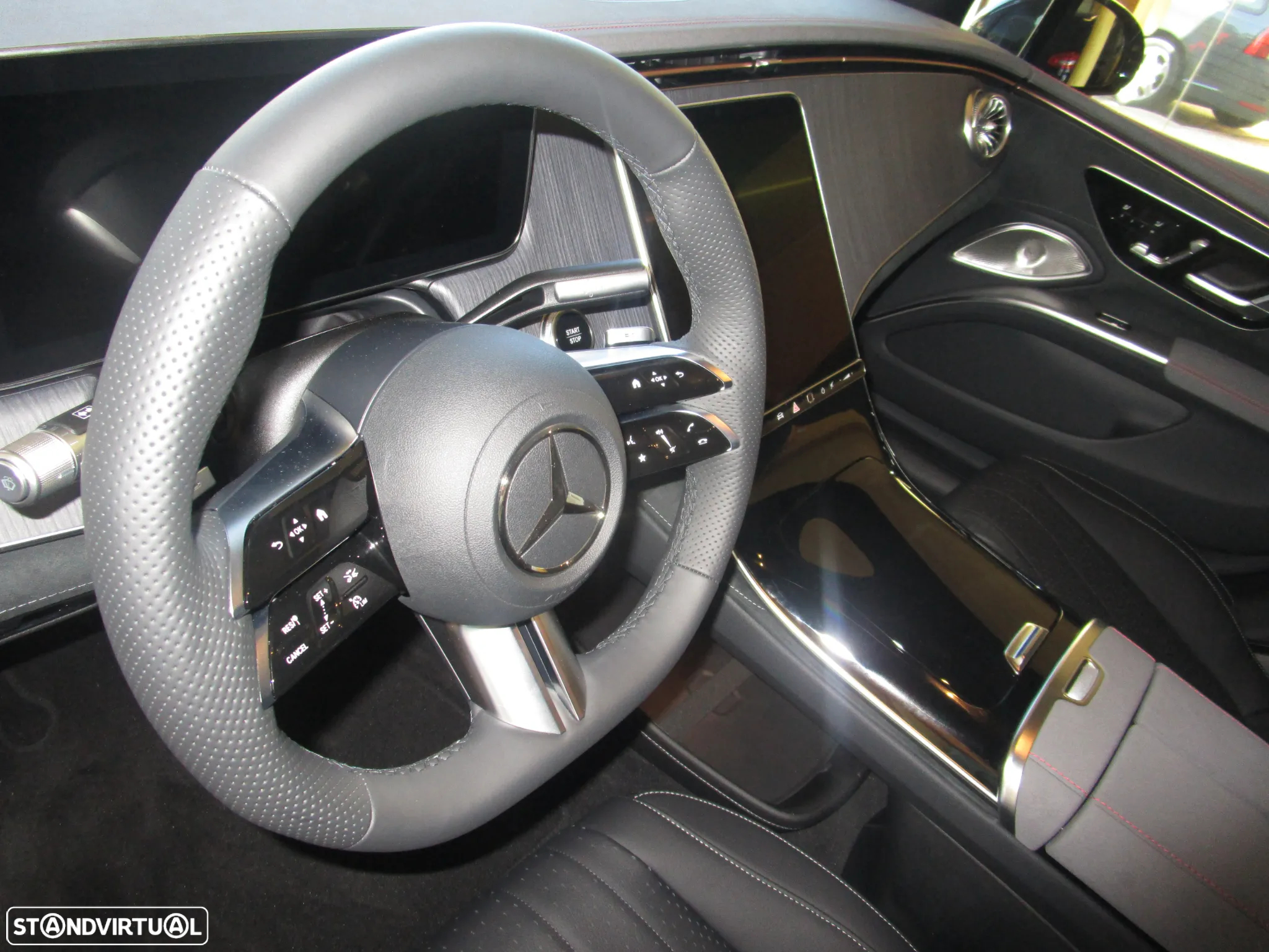 Mercedes-Benz EQS - 16