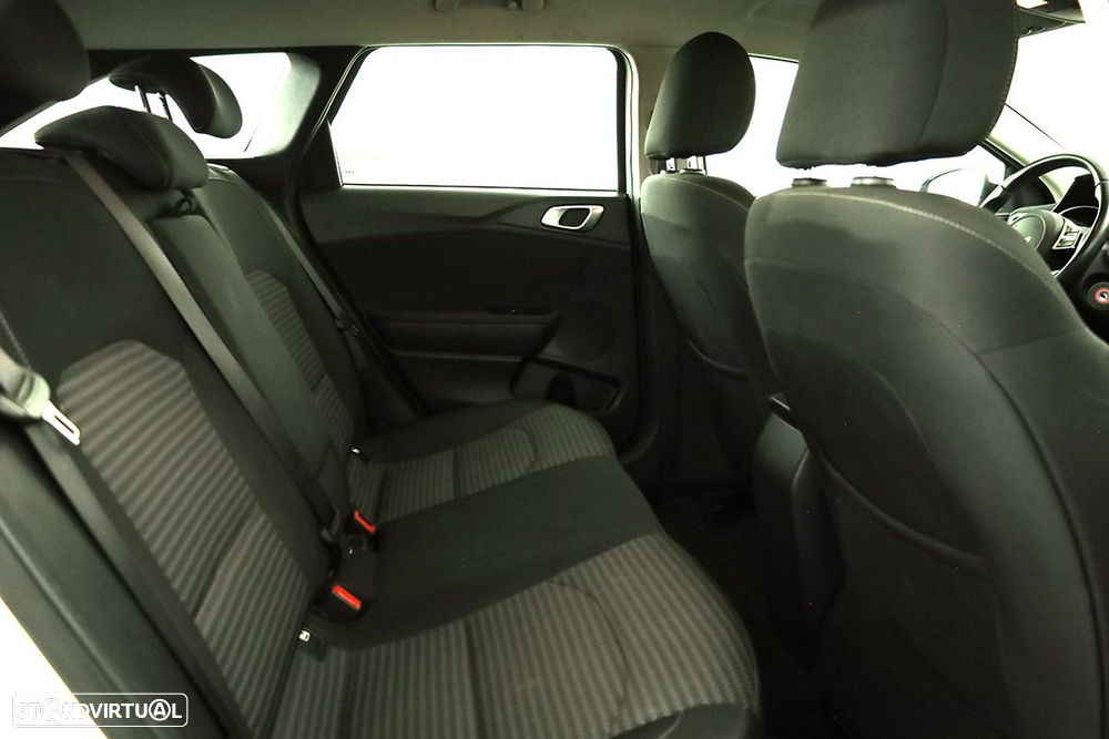 Kia Ceed SW 1.0 T-GDI Sport - 22