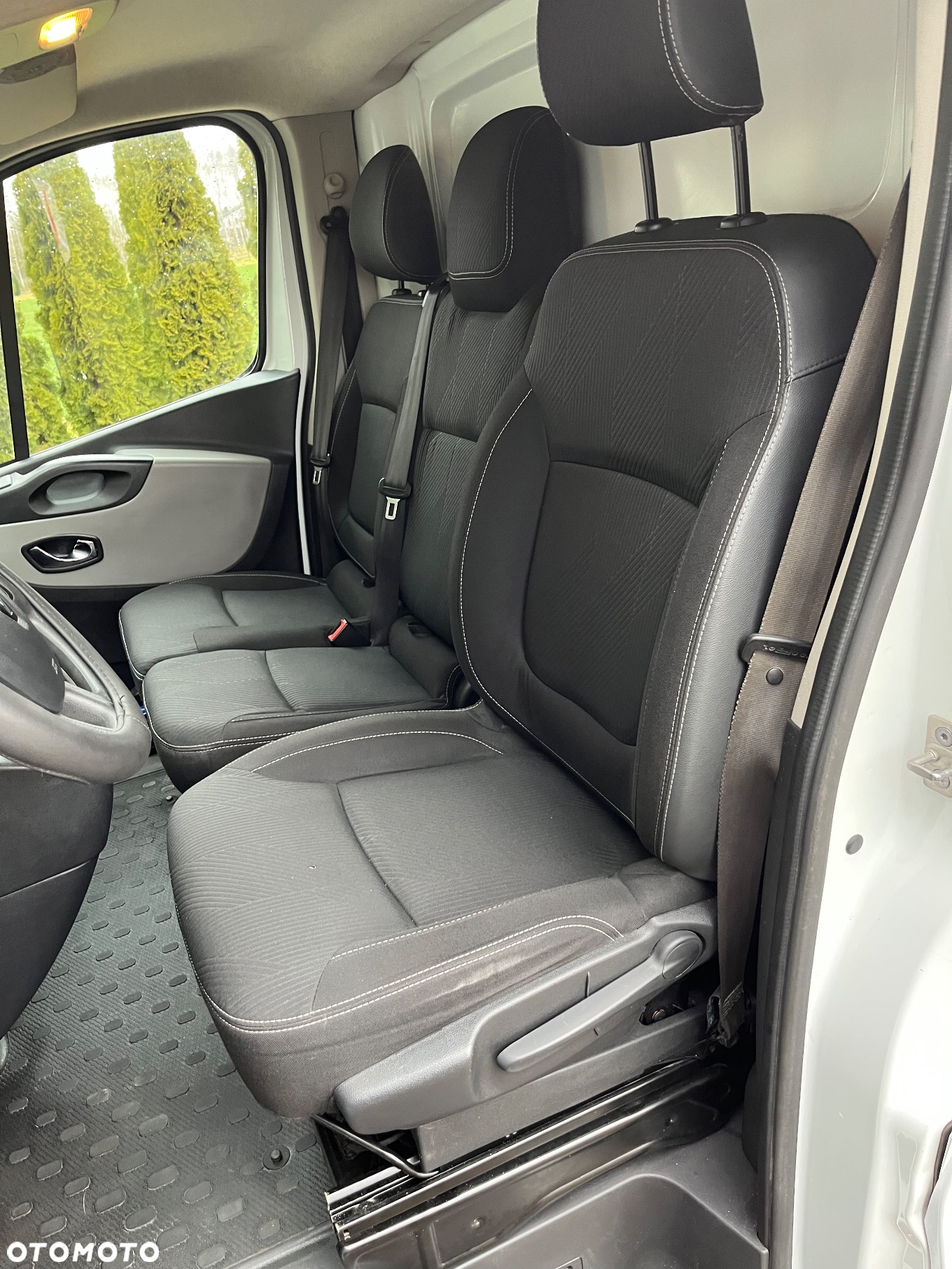Renault Trafic - 10