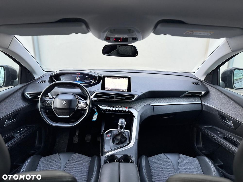 Peugeot 5008 BlueHDi 130 Allure - 21