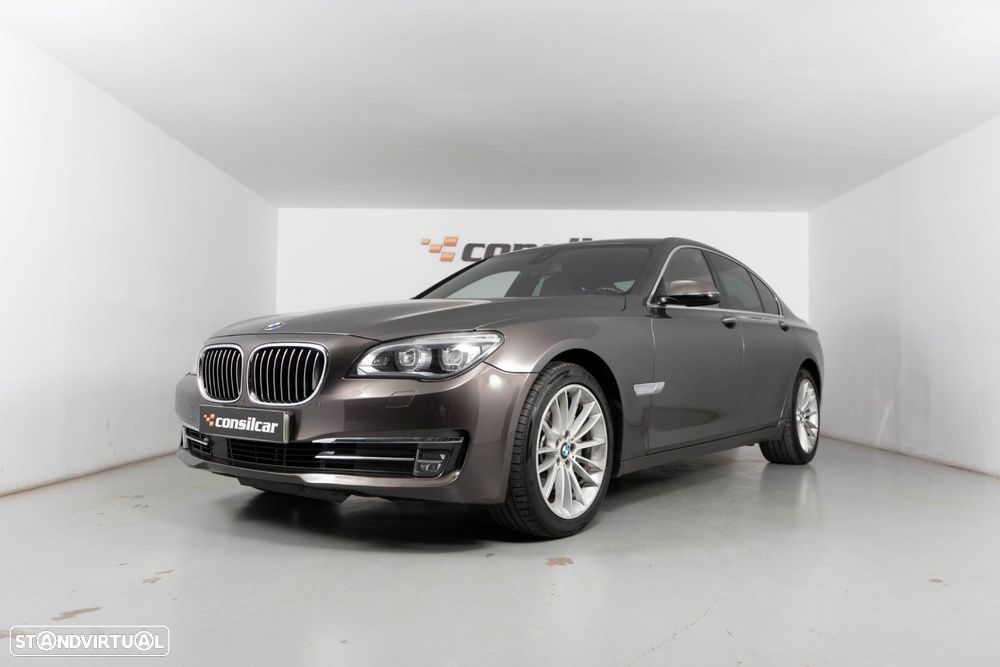 BMW 740 iH Active Hybrid - 8