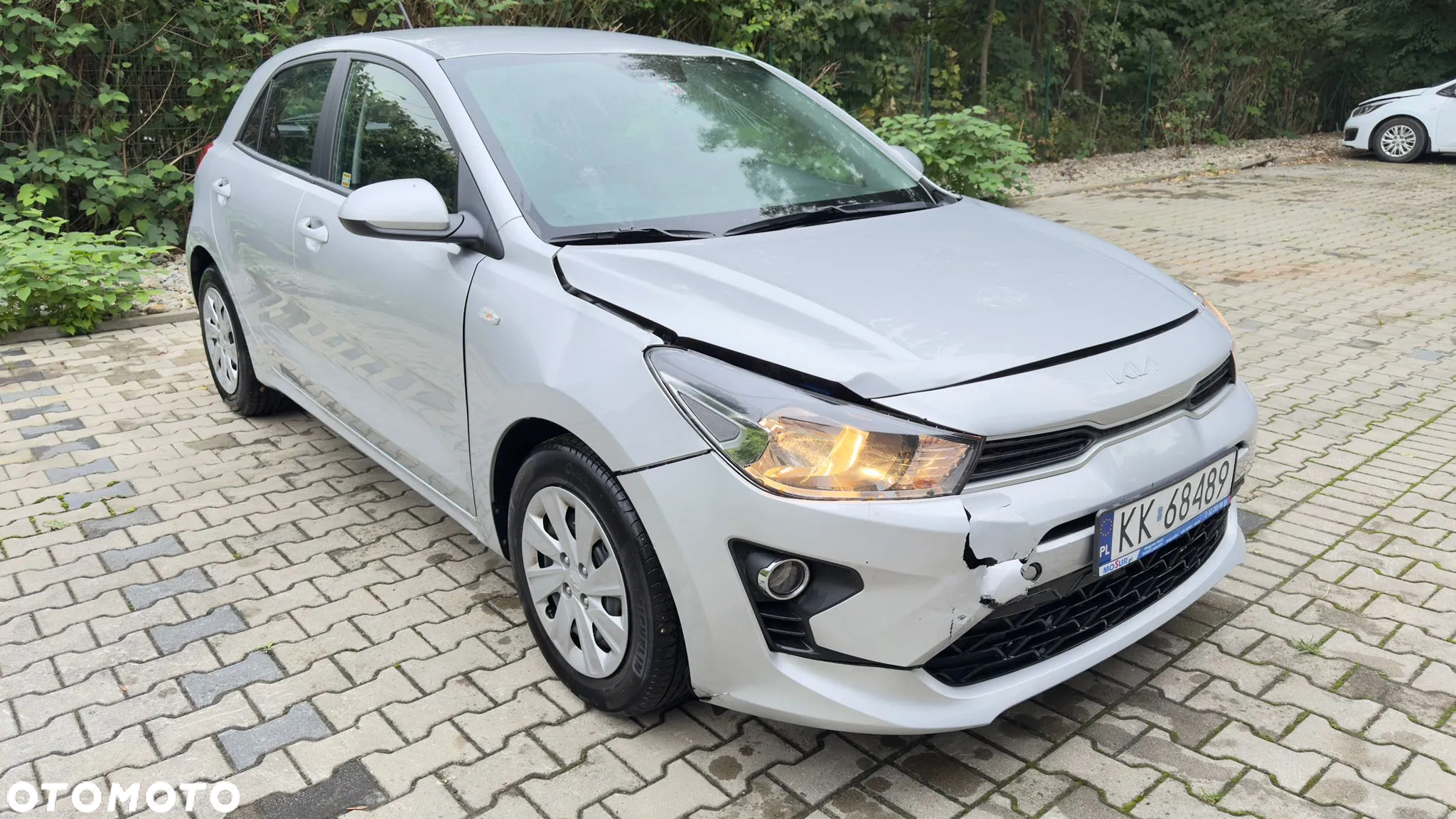 Kia Rio - 8