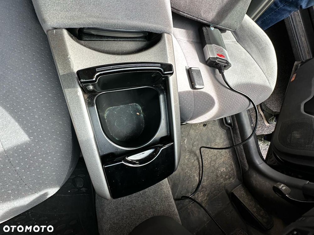 Toyota Prius 1.5 VVT-i Prestige - 10