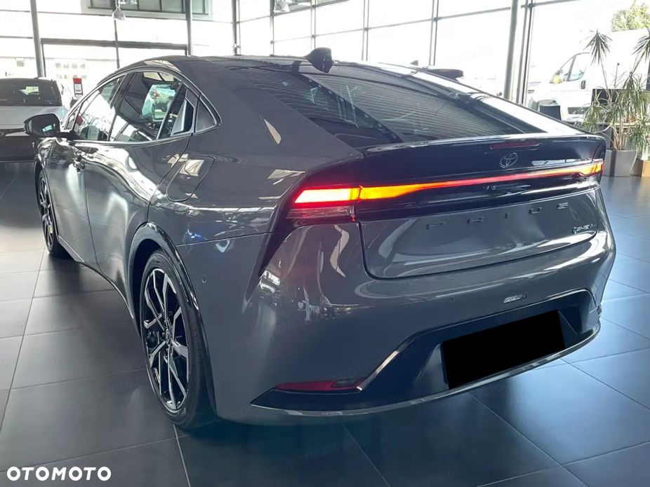 Toyota Prius - 6