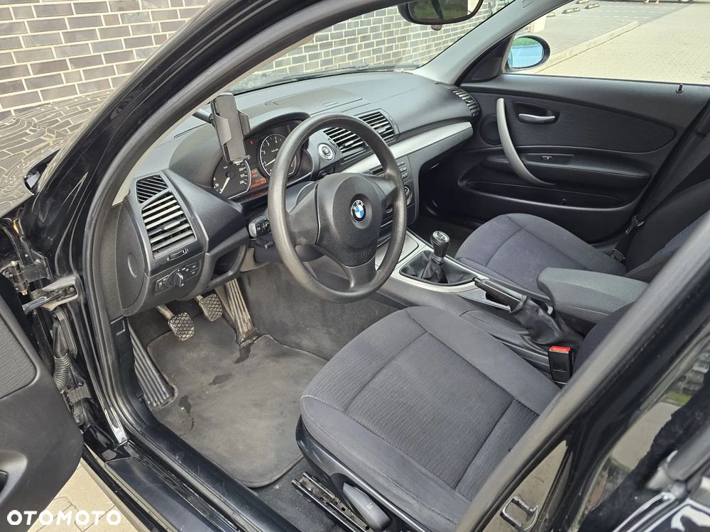 BMW Seria 1 - 18