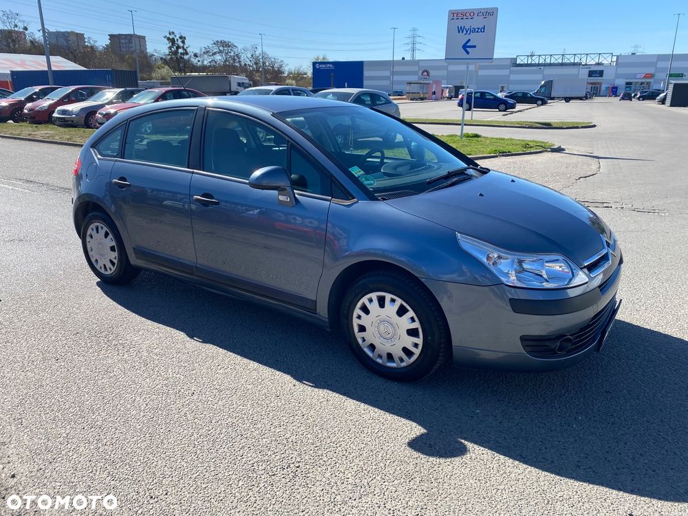 Citroën C4 1.6 16V Confort - 7