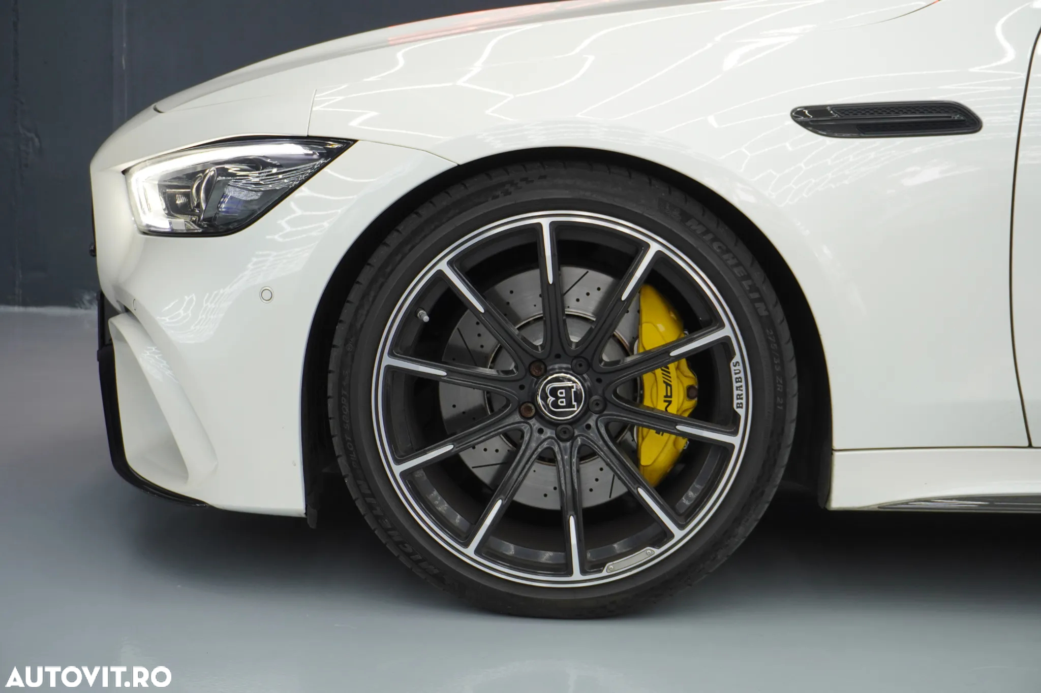 Mercedes-Benz AMG GT-S 63 4MATIC+ - 7