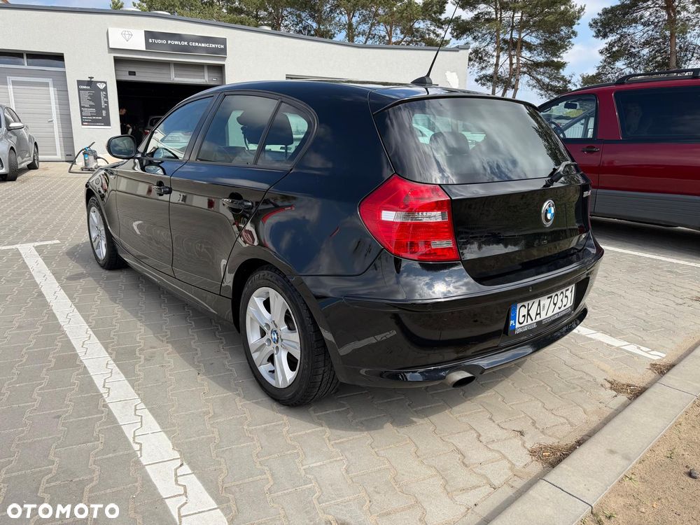 BMW Seria 1 116d - 4