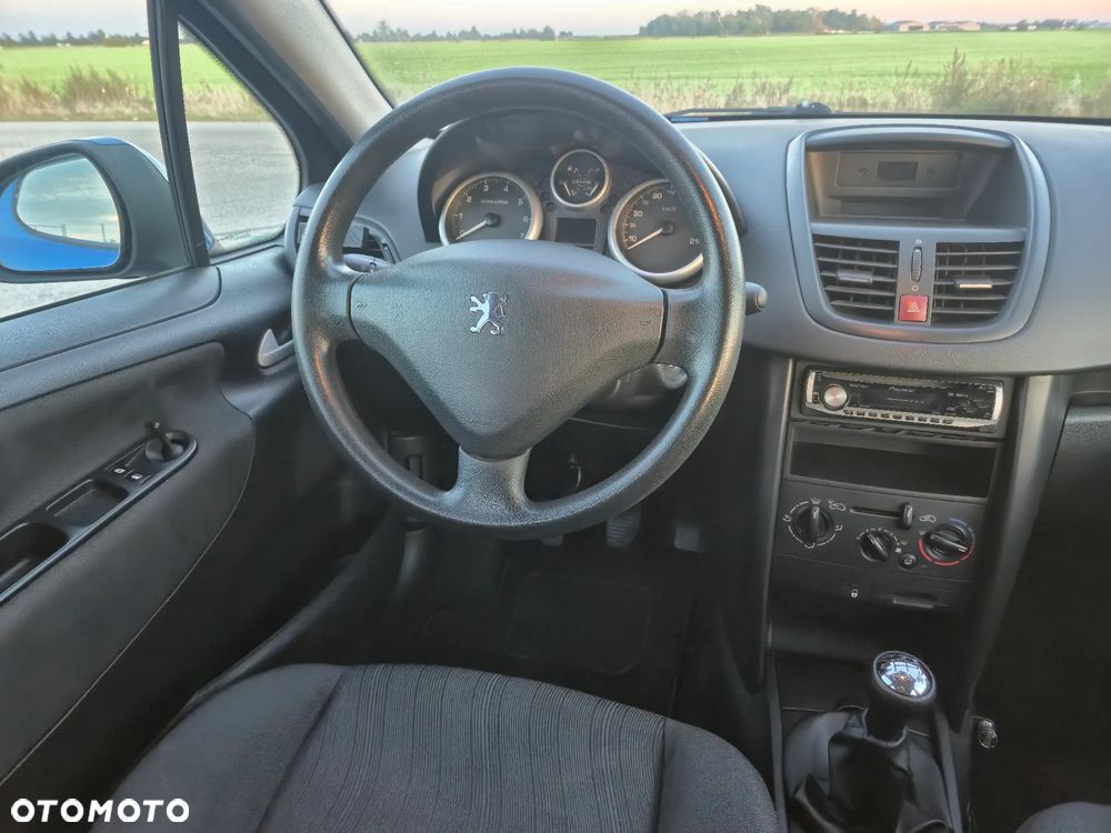 Peugeot 207 1.4 Presence - 16