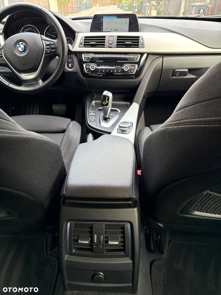 BMW 3GT 318d Advantage - 17