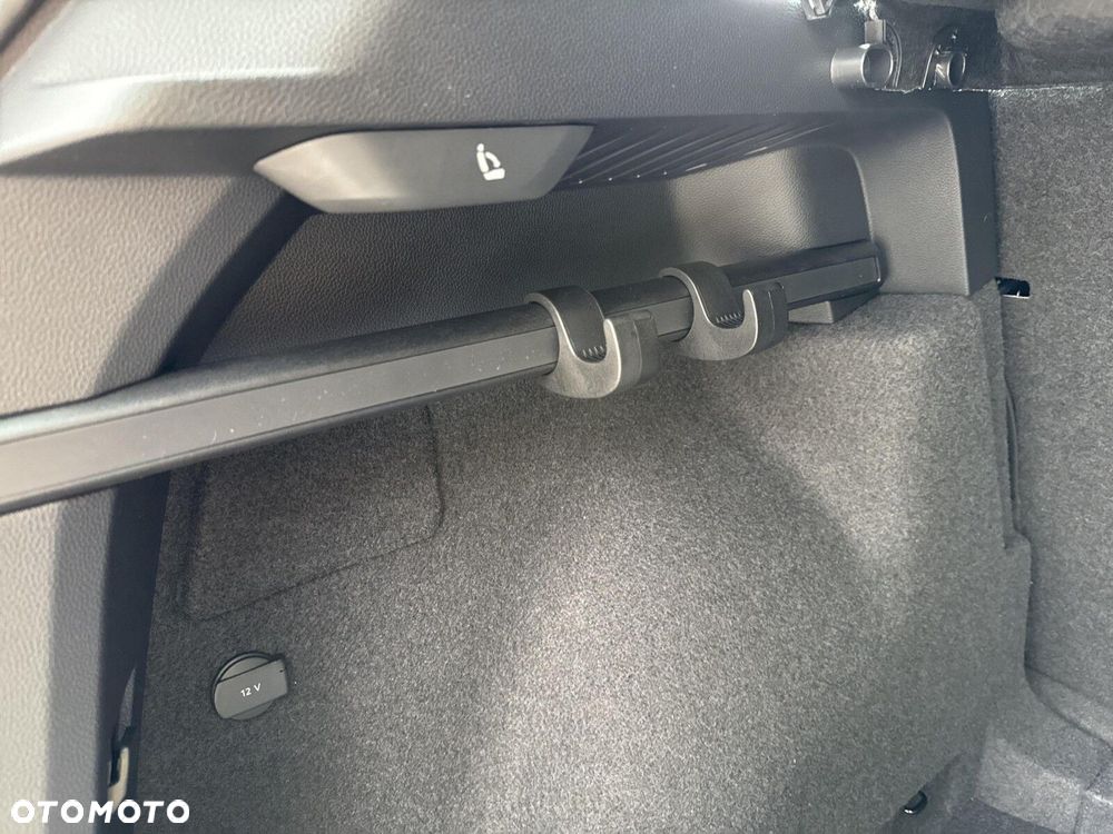 Skoda Karoq 1.5 TSI ACT Sportline DSG - 28