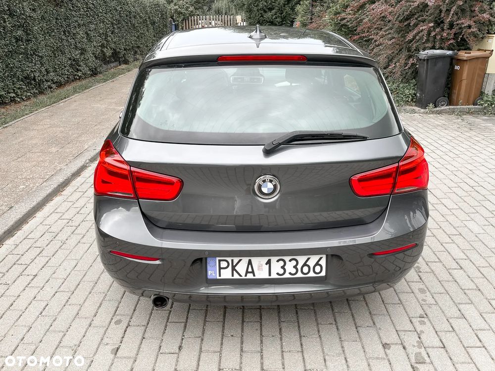 BMW Seria 1 116i - 4