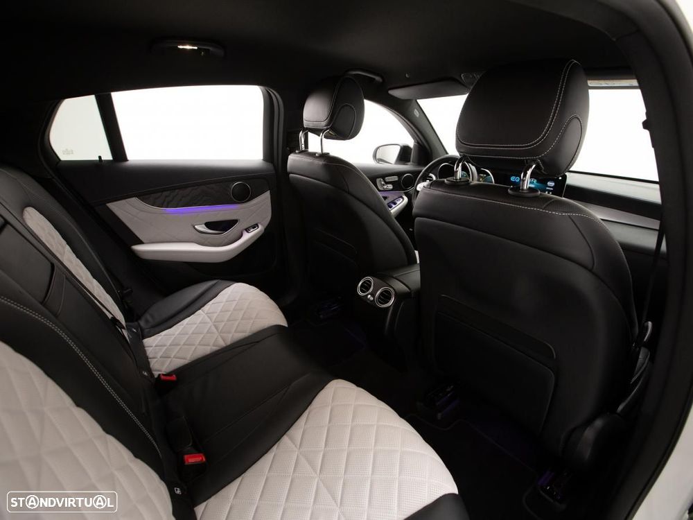 Mercedes-Benz GLC 300 de Coupé 4Matic - 11