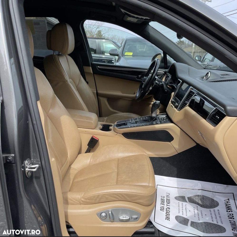 Porsche Macan Standard - 14