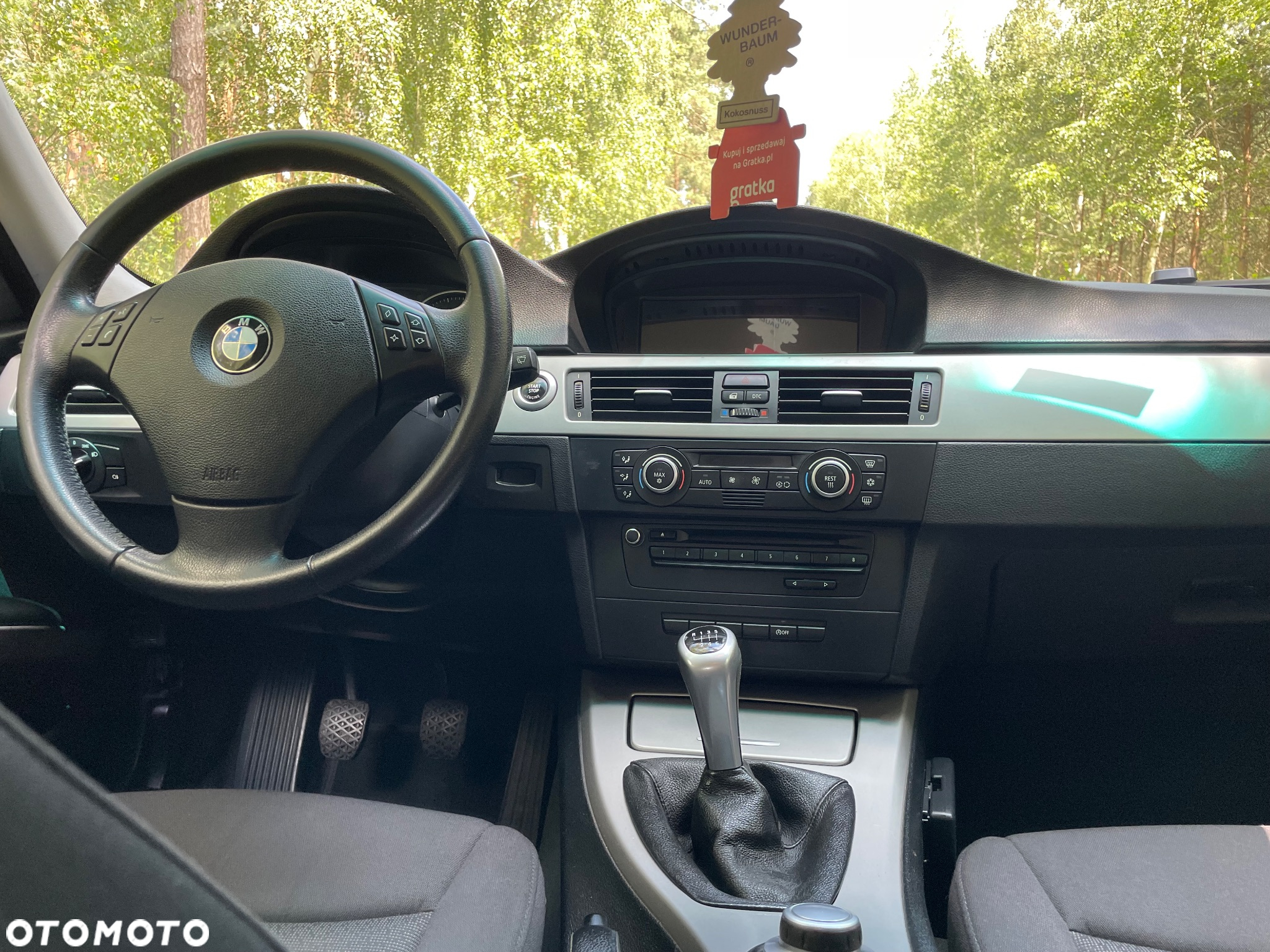 BMW Seria 3 320d DPF Touring - 14