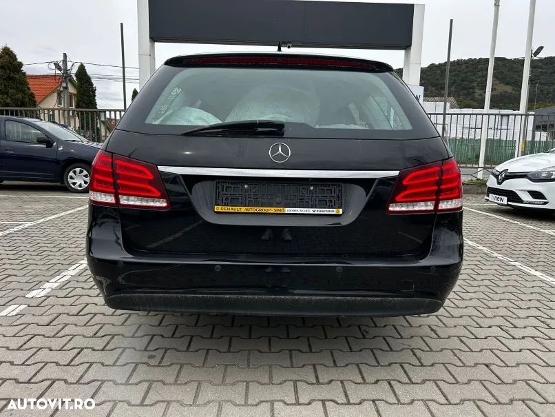 Mercedes-Benz E - 6