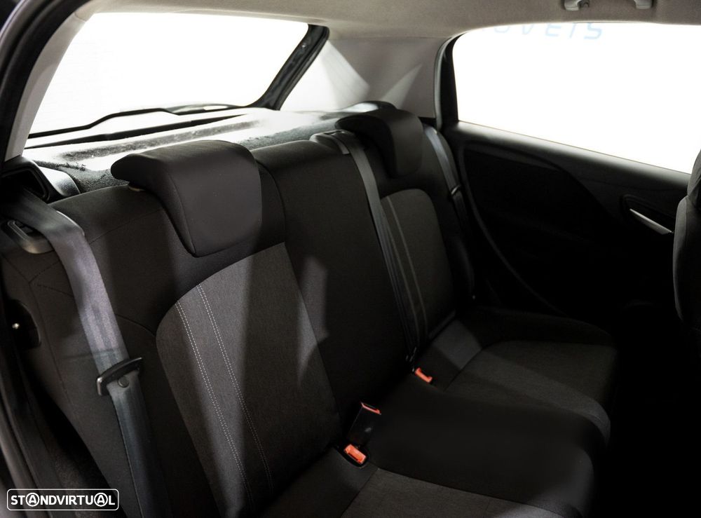 Fiat Punto 1.2 Lounge S&S - 11