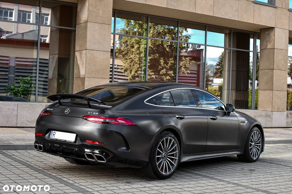 Mercedes-Benz AMG GT - 4