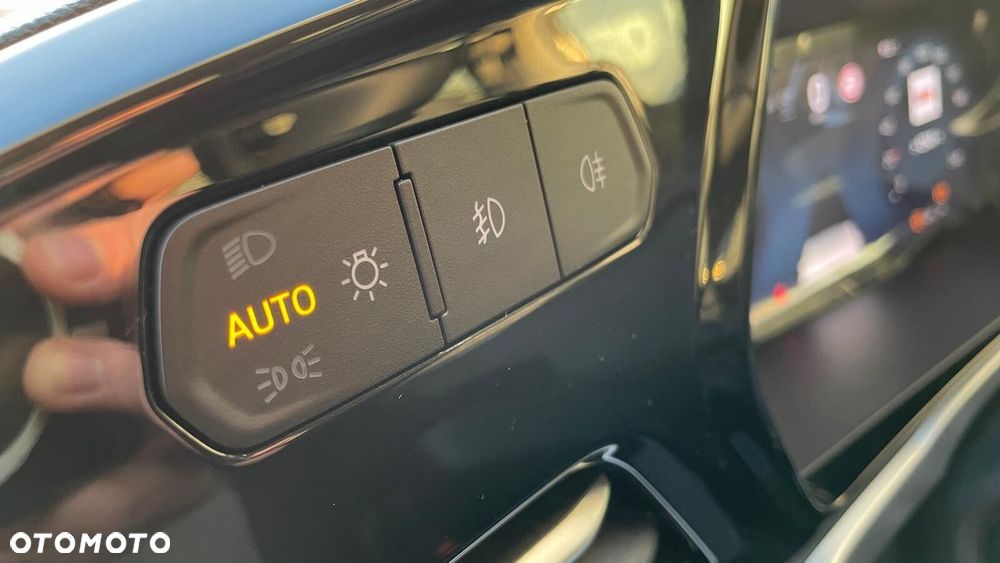 Ford Tourneo Connect - 14
