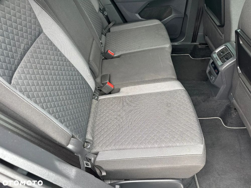 Volkswagen Tiguan - 28