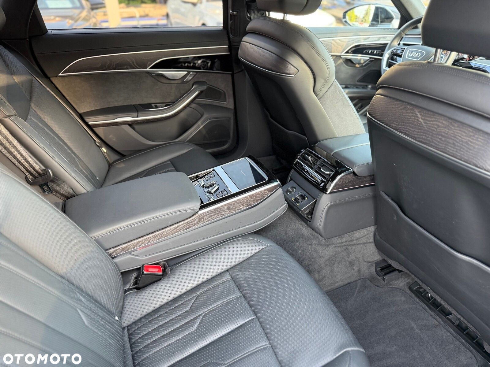 Audi A8 - 14