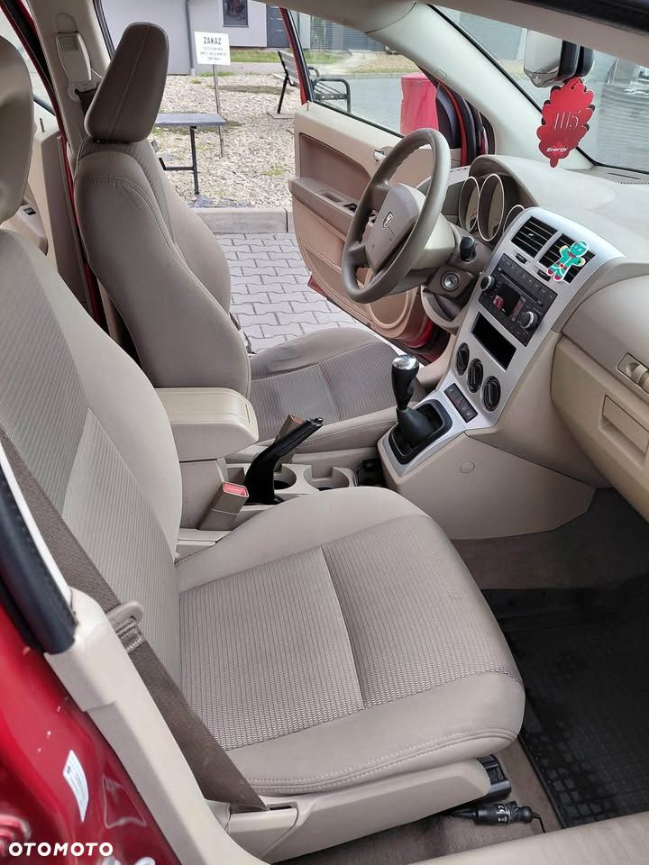 Dodge Caliber 1.8 SE - 4