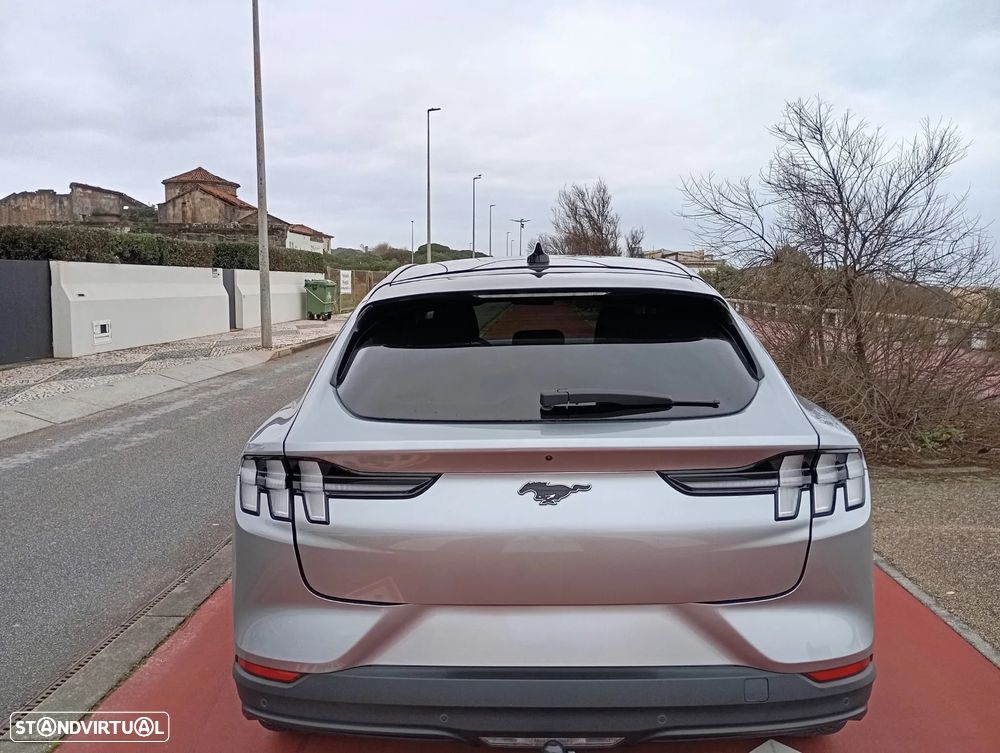 Ford Mustang Mach-E Standard - 16