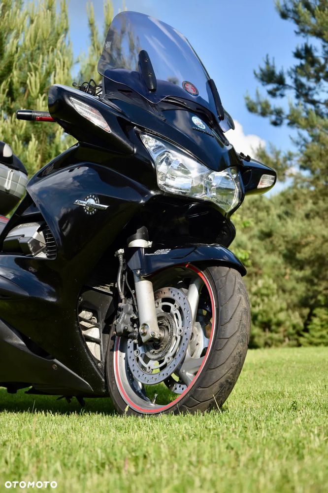 Honda ST - 2