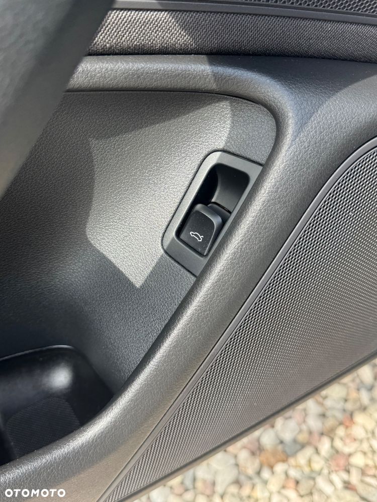 Audi A6 Avant 2.0 TDI DPF multitronic - 19